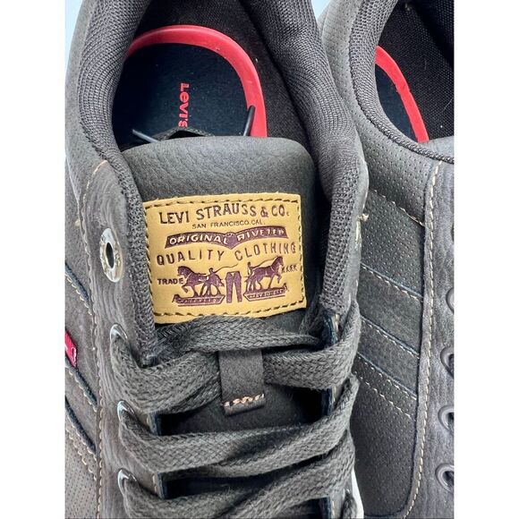 NWT LEVI’S Men’s Sneakers Shoes 10.5 Brown Tan Turner Tumbled Wax Comfort Insole - Picture 6 of 15
